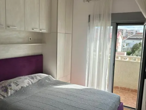 Izdavanje, jednosoban stan, 40m², Stari Aerodrom, Podgorica - image 6