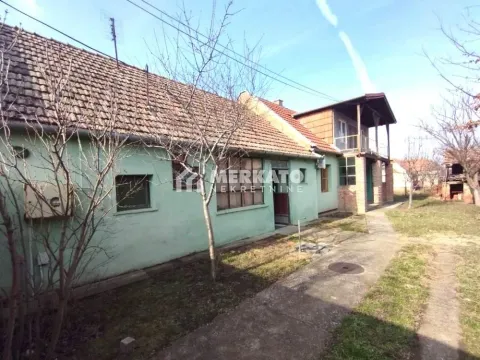 Sale, house, 272m², Gradnulica, Zrenjanin - image 2