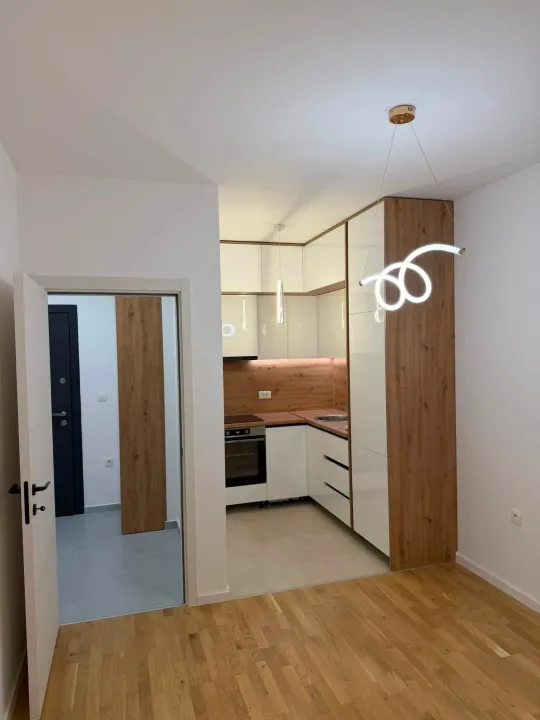 Rent, one bedroom apartment, 43m², Stari Aerodrom, Podgorica