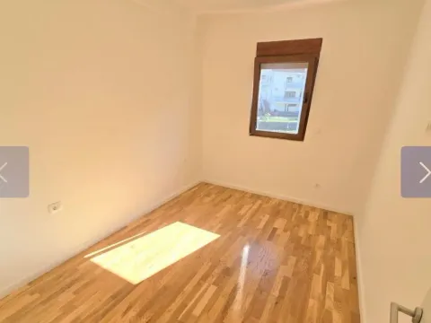 Sale, three bedroom apartment, 140m², Dobrota, Kotor - image 6