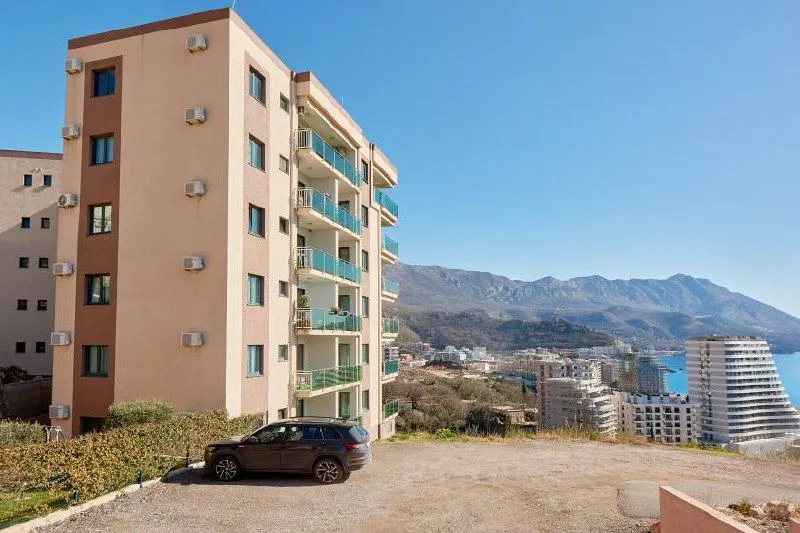 Sale, one bedroom apartment, 51m², Bečići, Budva