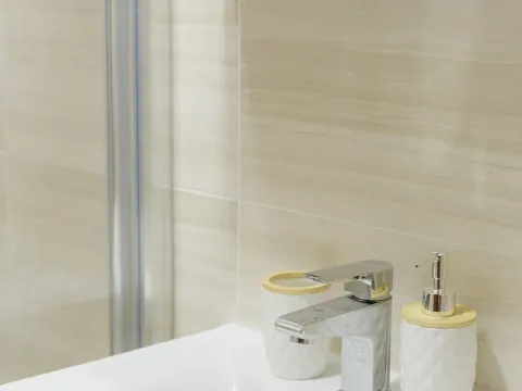 Izdavanje, garsonjera, 30m², Budva, Crna Gora - image 8