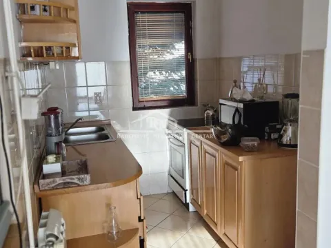 Izdavanje, stan, 200m², Boleč, Grocka - image 6