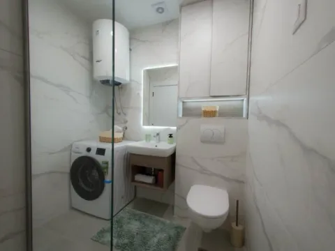 Izdavanje, jednosoban stan, 47m², Stari Aerodrom, Podgorica - image 2