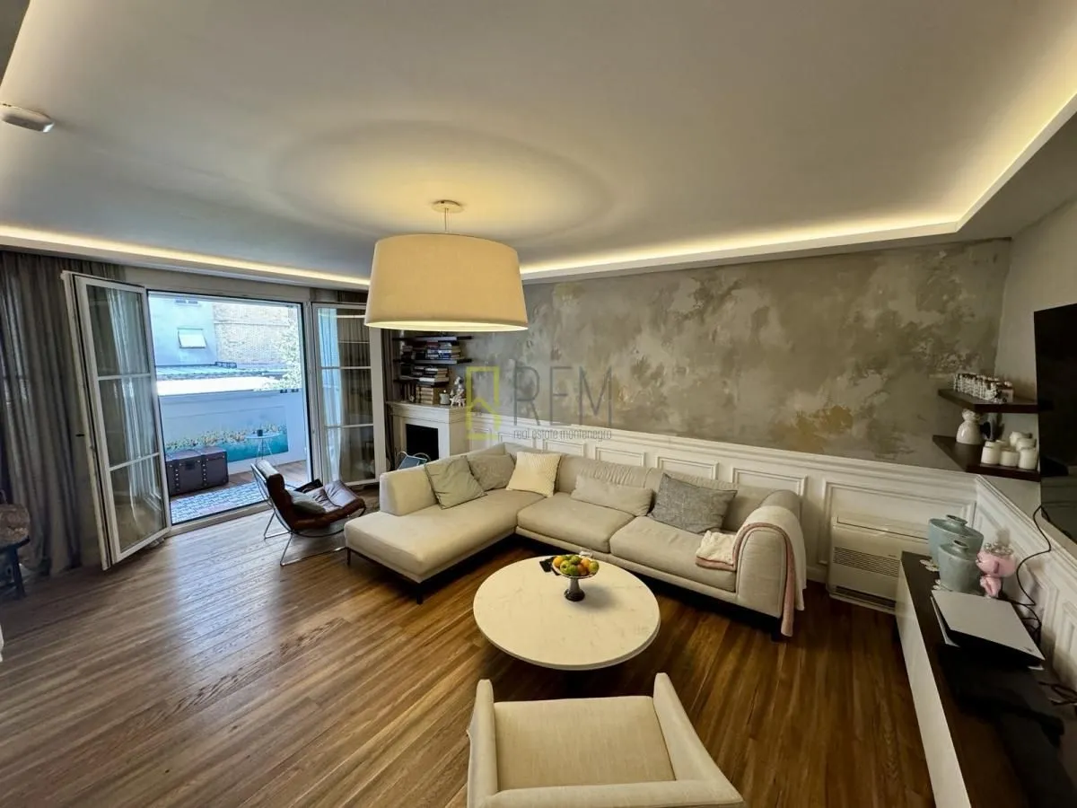 Prodaja, trosoban stan, 130m², Centar, Podgorica