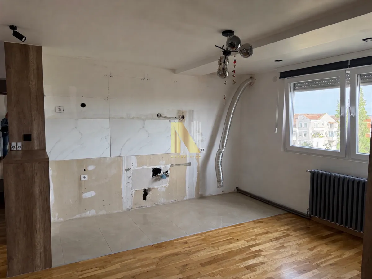 Prodaja, dvosoban stan, 61m², Novo naselje, Novi Sad