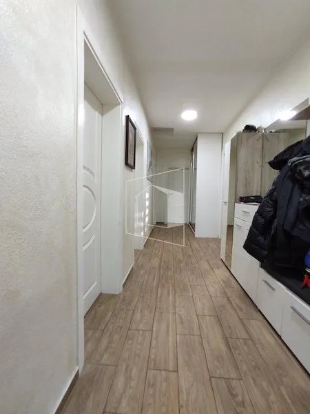 Rent, house, 160m², Murtovina, Podgorica