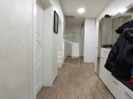 Izdavanje, kuća, 160m², Murtovina, Podgorica - image 9