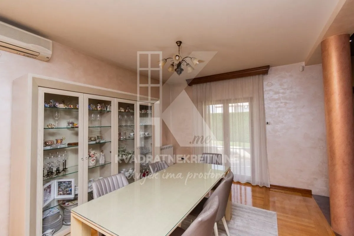 Izdavanje, kuća, 600m², Zeta, Podgorica