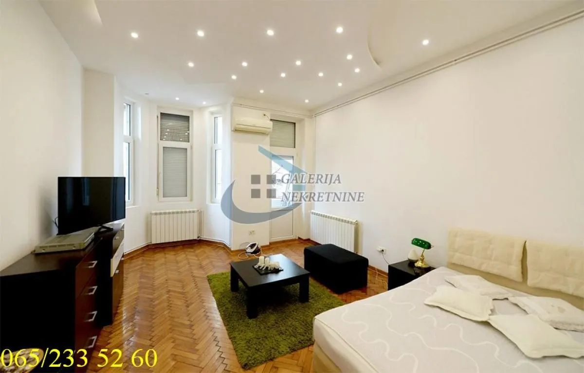 Sale, three bedroom apartment, 86m², Vračar Sve Podlokacije, Beograd