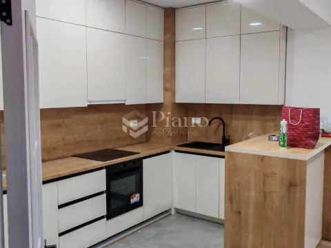 Rent, two bedroom apartment, 79m², Vezirov Most, Podgorica - image 4