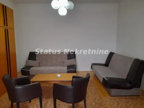 Izdavanje, jednosoban stan, 34m², Centar, Novi Sad