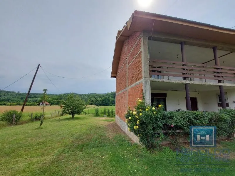 Prodaja, kuća, 240m², Donje Štiplje, Jagodina