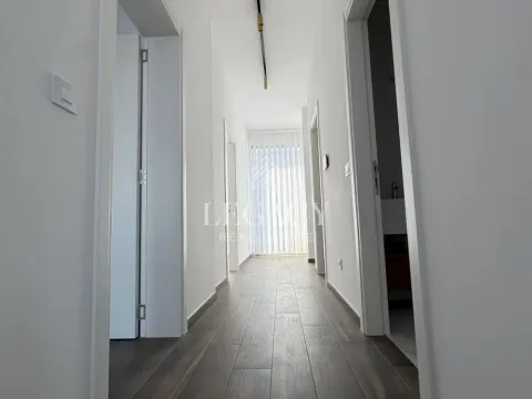 Sale, four bedroom apartment, 190m², Južni Bulevar, Vračar Sve Podlokacije - image 15
