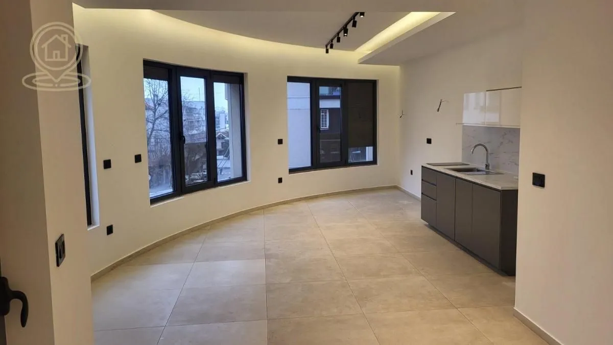 Rent, office space, 142m², Čubura, Beograd