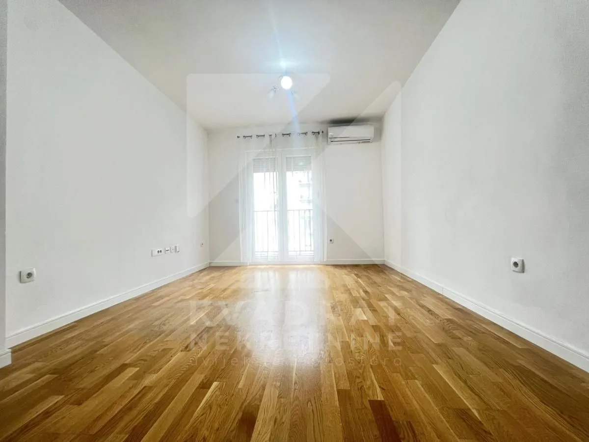 Rent, one bedroom apartment, 40m², Tuški Put, Podgorica