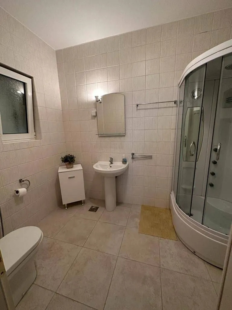 Prodaja, kuća, 330m², Muo, Kotor