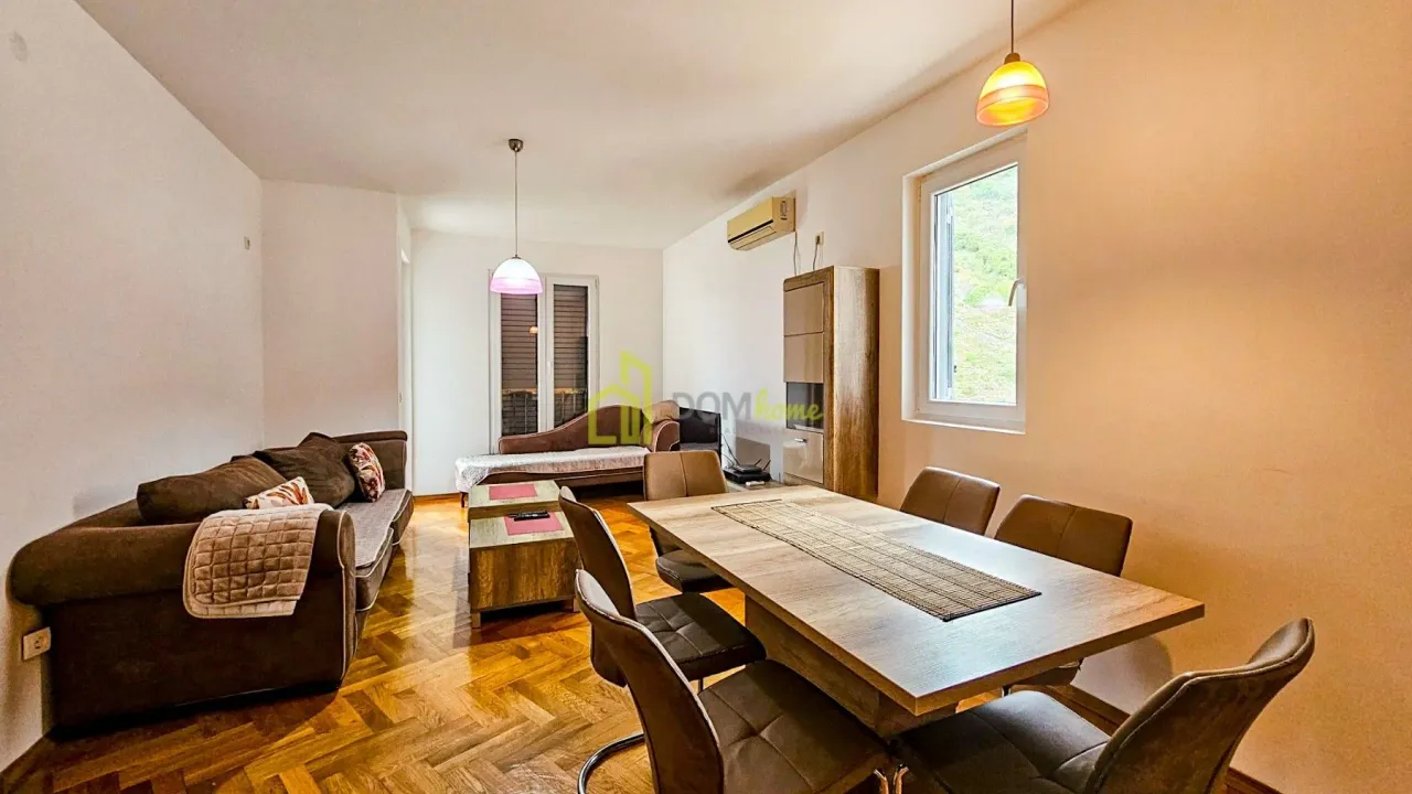 Izdavanje, dvosoban stan, 70m², Bečići, Budva