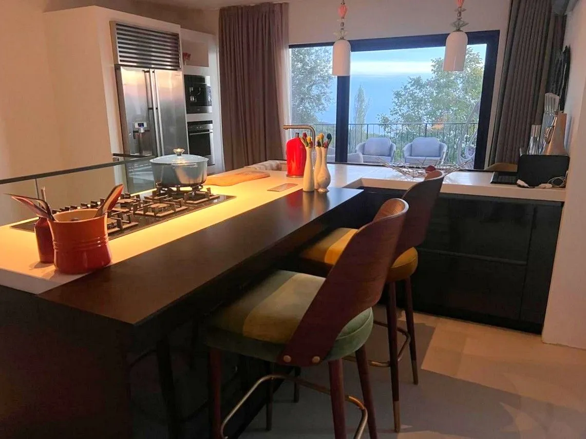Sale, house, 257m², Kuljače, Budva
