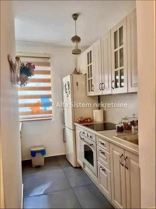 Rent, three bedroom apartment, 55m², Kluz, Zvezdara Sve Podlokacije