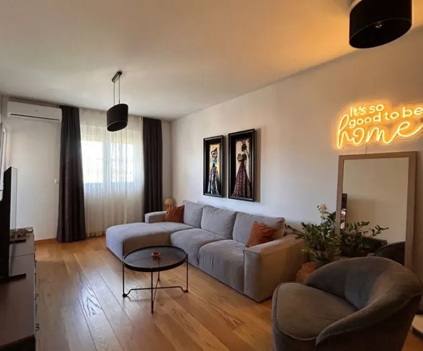 Izdavanje, jednosoban stan, 47m², New City, Podgorica