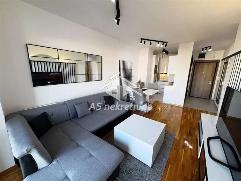 Rent, two bedroom apartment, 52m², Hala Pionir, Palilula Sve Podlokacije