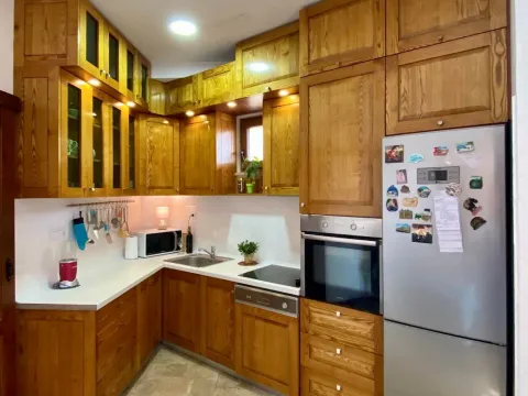 Sale, house, 435m², Šušanj, Bar - image 11