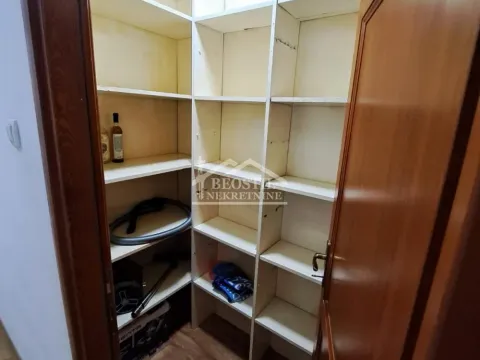 Prodaja, trosoban stan, 74m², Novi Beograd Blok 72, Novi Beograd Sve Podlokacije - image 8