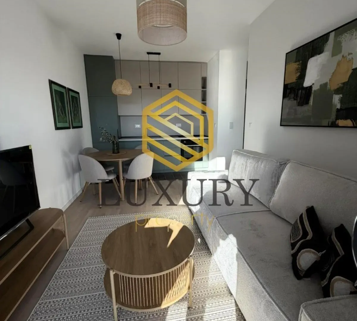 Izdavanje, jednosoban stan, 37m², Tološi, Podgorica