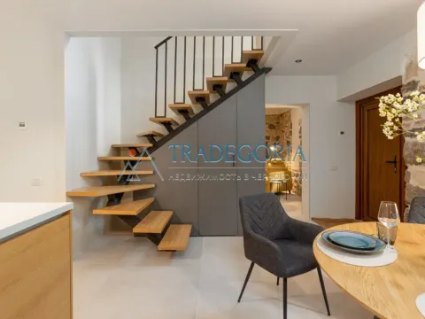 Prodaja, kuća, 170m², Škaljari, Kotor - image 35