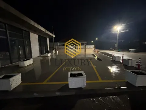 Rent, office space, 140m², Tološi, Podgorica - image 2