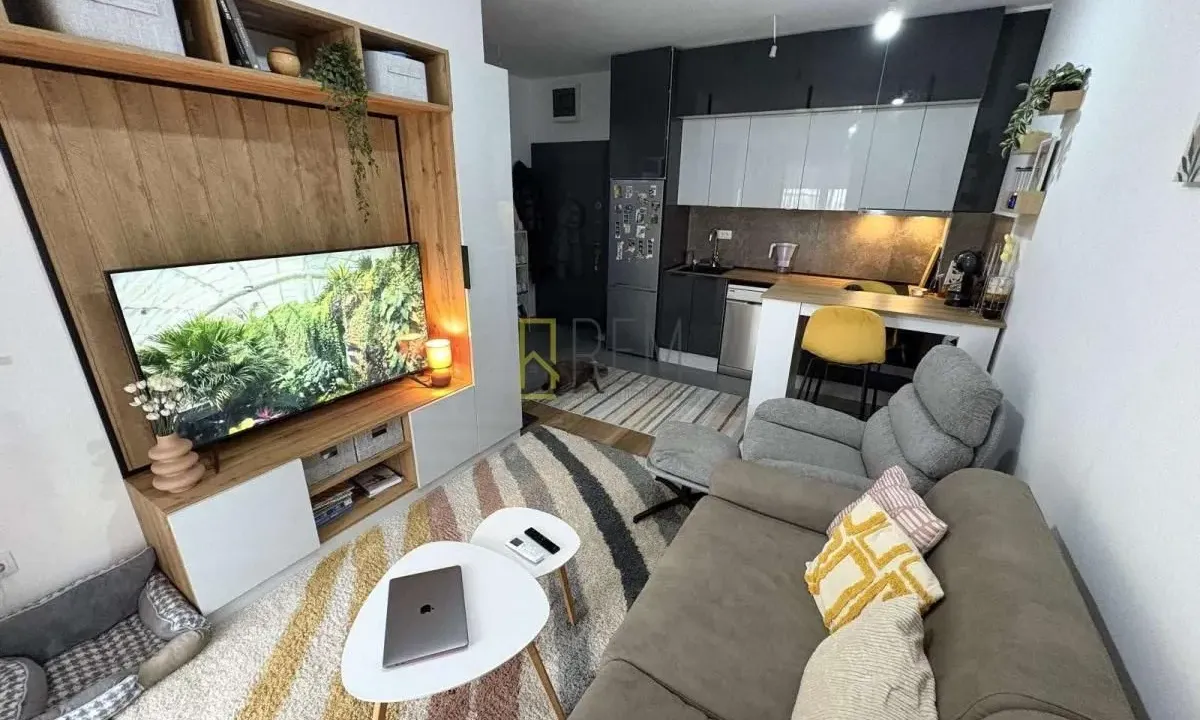 Prodaja, garsonjera, 27m², Zabjelo, Podgorica