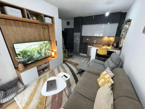 Prodaja, garsonjera, 27m², Zabjelo, Podgorica