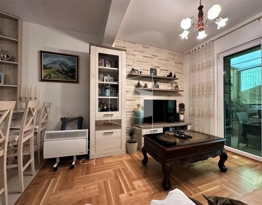 Prodaja, jednosoban stan, 54m2, Kalimanj, Tivat
