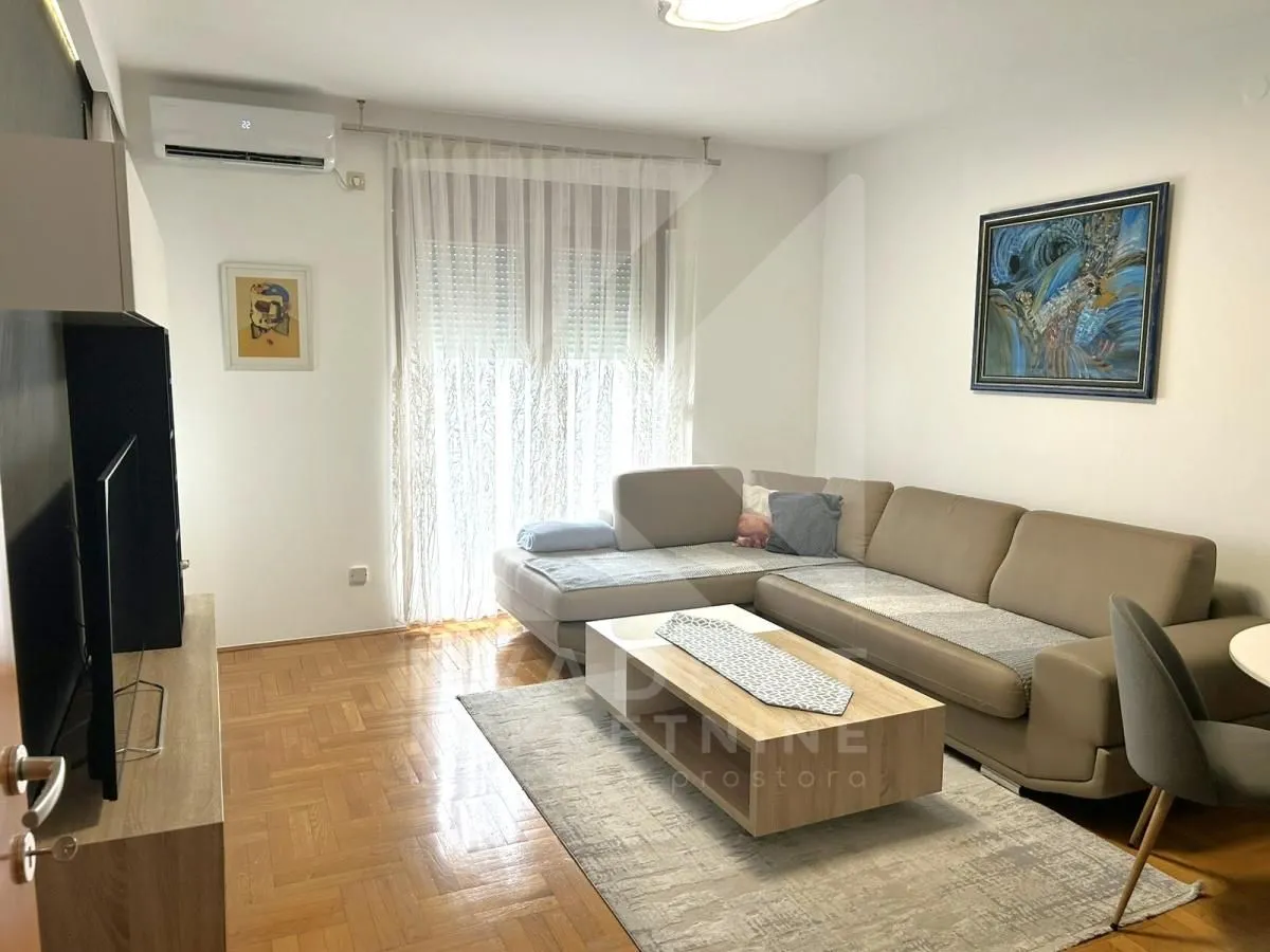 Rent, one bedroom apartment, 50m², Autobuska stanica, Podgorica