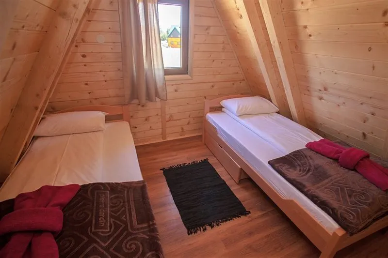 Prodaja, trosoban stan, 53m², Žabljak, Crna Gora
