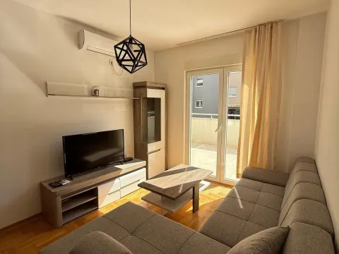 Sale, one bedroom apartment, 40m², Maslinjak, Budva - image 3
