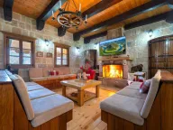 Rent, house, 200m², Podgorica, Crna Gora - image 13