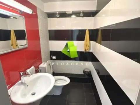 Rent, office space, 200m², Medijana, Niš - image 12