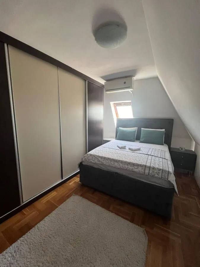 Prodaja, trosoban stan, 86m², Podgorica, Crna Gora