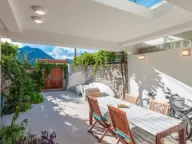 Sale, house, 232m², Dobrota, Kotor - image 2