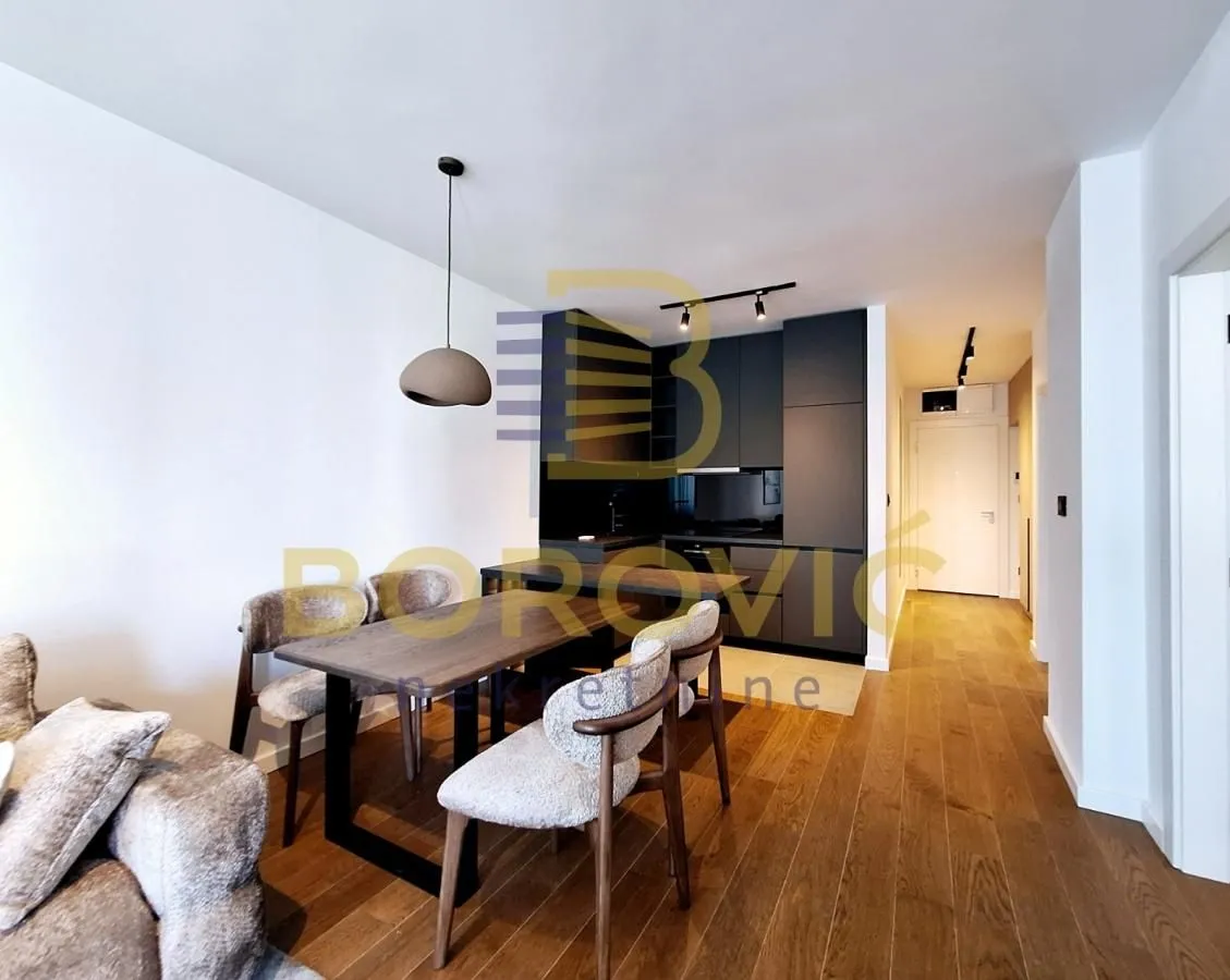 Izdavanje, dvosoban stan, 62m², Crveni Krst, Beograd