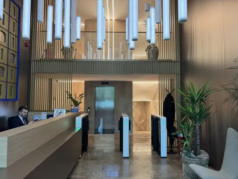 Izdavanje, poslovni prostor, 388m², Podgorica, Crna Gora - image 8