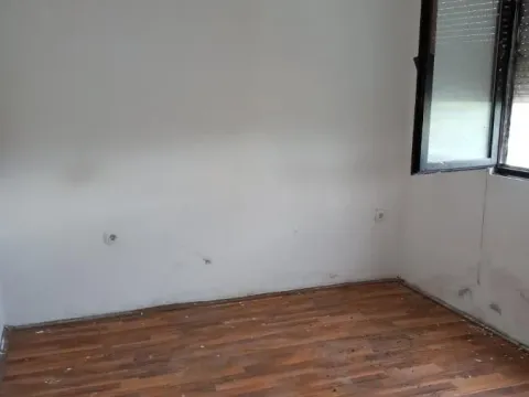 Prodaja, kuća, 220m², Danilovgrad, Crna Gora - image 11