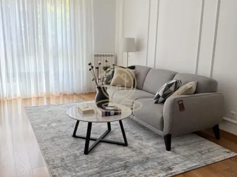 Rent, two bedroom apartment, 55m², Palilula Sve Podlokacije, Beograd - image 2