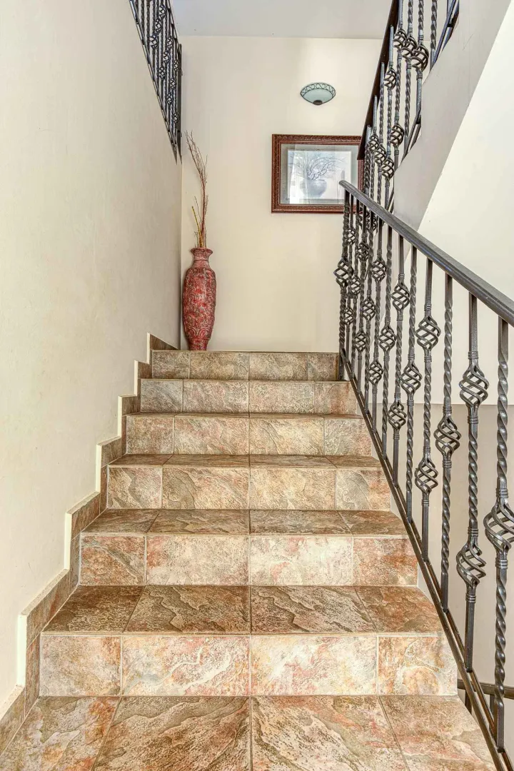 Prodaja, kuća, 650m², Bečići, Budva
