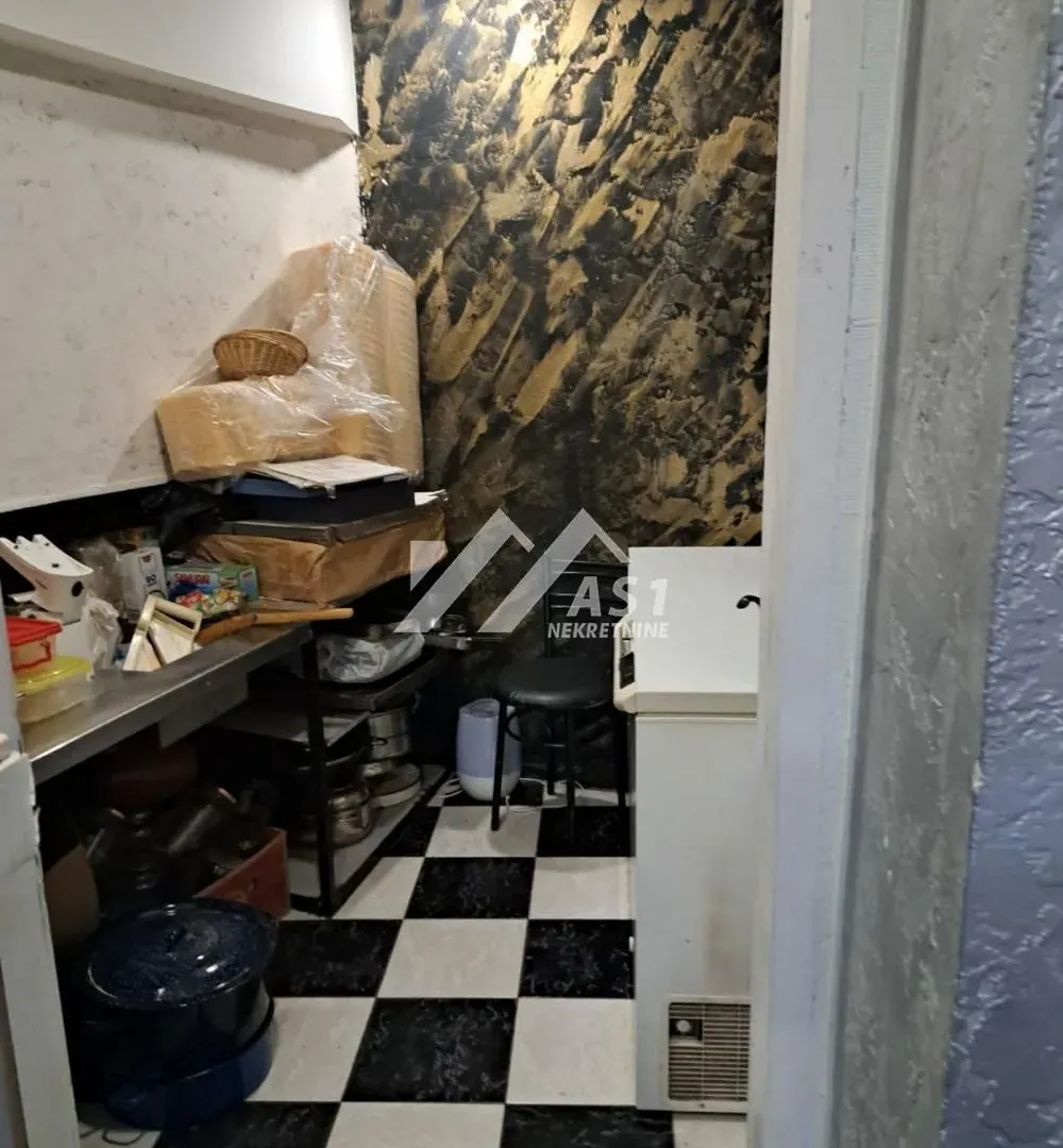 Rent, office space, 50m², Podbara, Novi Sad Sve Podlokacije