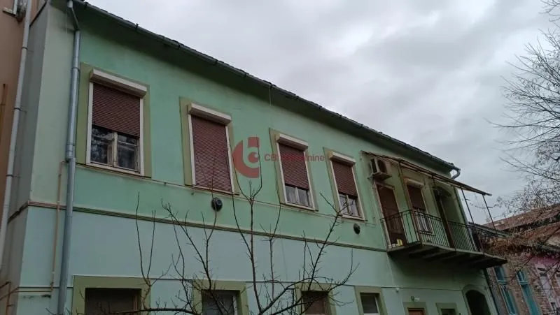 Prodaja, dvosoban stan, 66m², Centar, Subotica