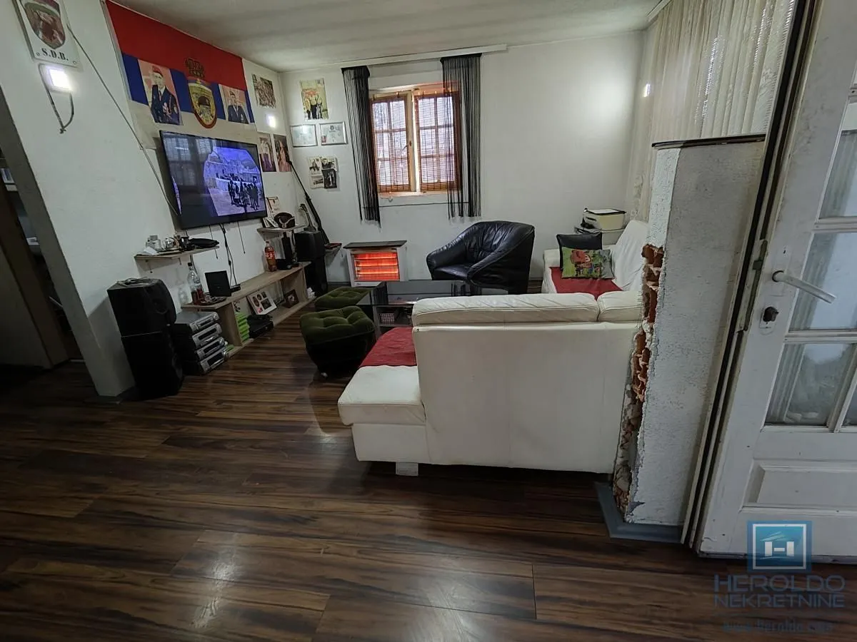 Prodaja, kuća, 192m², Đurđevo brdo, Jagodina