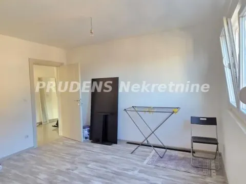 Prodaja, trosoban stan, 63m², Nova Pazova, Stara Pazova - image 8